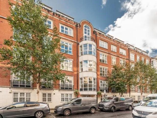 Elverton Street, Westminster, London. 2 bed flat to rent £3,450 pcm £796 pw