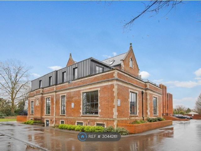 Elvian House, Slough SL1, 2 bed flat to rent, £1,600 pcm | PrimeLocation