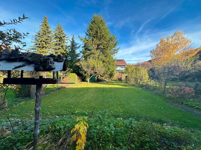 ELVIRA Oberschleißheim, schöne Doppelhaushälfte mit sonnigem Garten und viel Potenzial