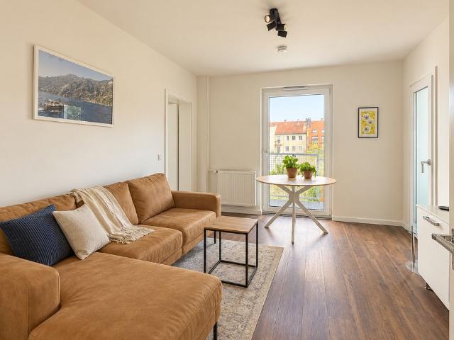 ELVIRA Maxvorstadt, vollmöblierte 2 Zimmer Wohnung mit zwei Balkonen Mindestmietdauer: 6 Monate