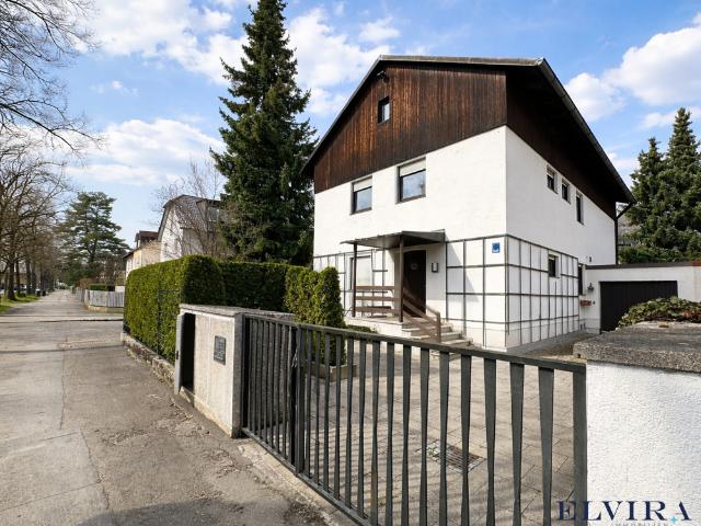 ELVIRA München/Hadern, großzügiges Einfamilienhaus mit außergewöhnlichem Potenzial in begehrter Lage