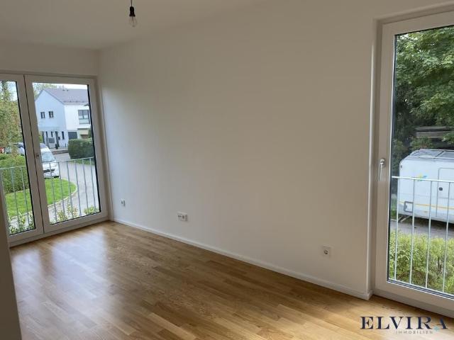 ELVIRA, Waldperlach Lichtdurchflutete, top geschnittene 5 Zimmer DHH mit modernem Wohnkomfort