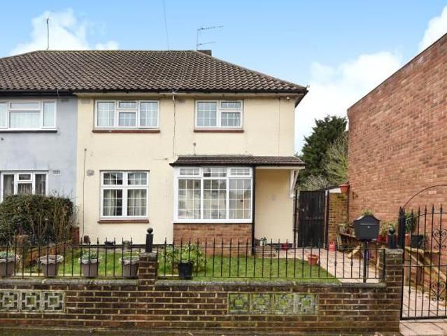 Ely Gardens, Borehamwood WD6, 3 bed semi detached house to rent, £2,400 pcm | PrimeLocation