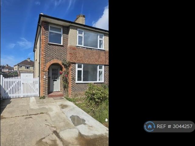 Ely Road, Worthing, BN13 3 bed semi detached house to rent £1,950 pcm £450 pw
