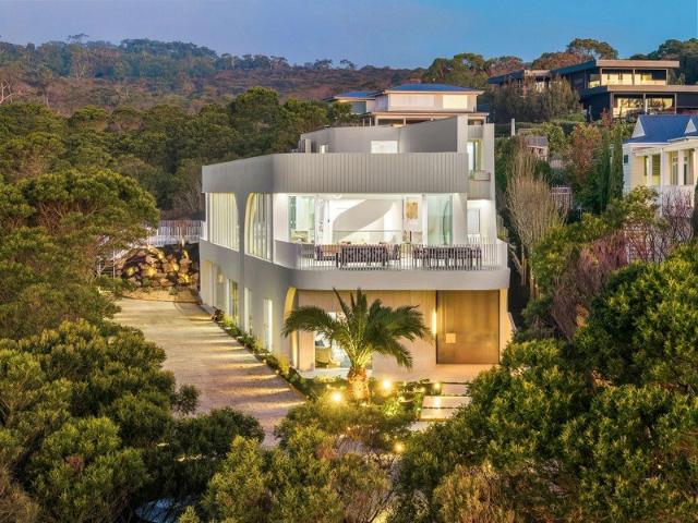 ELYSIAN A MASTERCLASS IN LUXURY