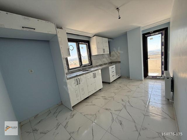 ELZEMDEN TAMAMI EVİM SİSTEMLERİNE UYGUN ACİL SATILIK SIFIR 3+1