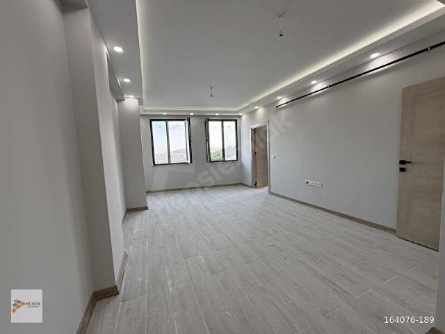 ELZEMDEN FIRSAT FİYATA SATILIK SIFIR 2+1 ARAKAT