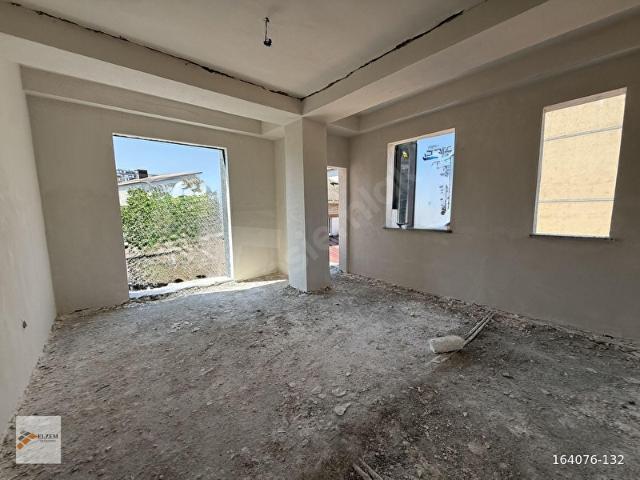 ELZEMDEN MERKEZİ LOKASYONDA ACİL SATILIK 2+1 ARAKAT