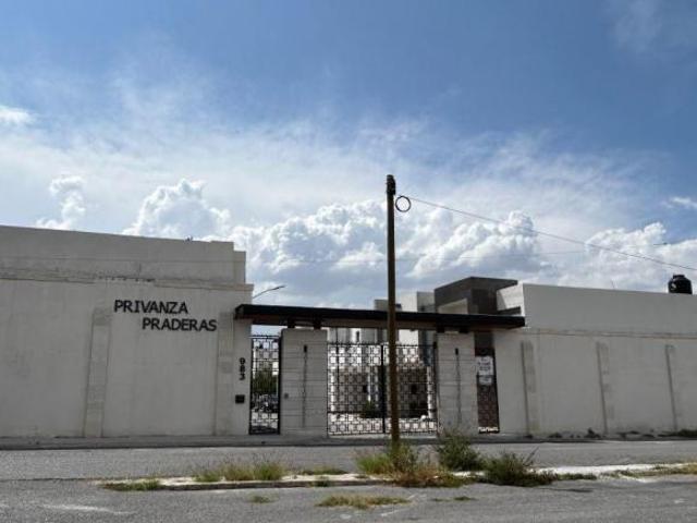 EM VENTA HERMOSA CASA EN PRIVANZA PRADERAS