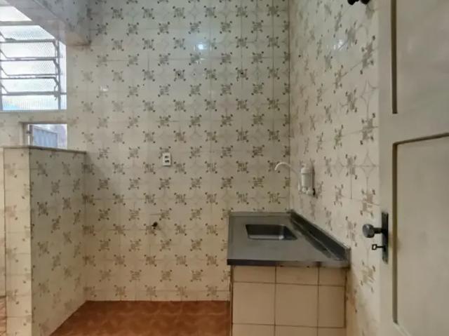 Em frente ao colégio 18 de Maio