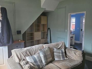 Emma O'Hagan Has a House