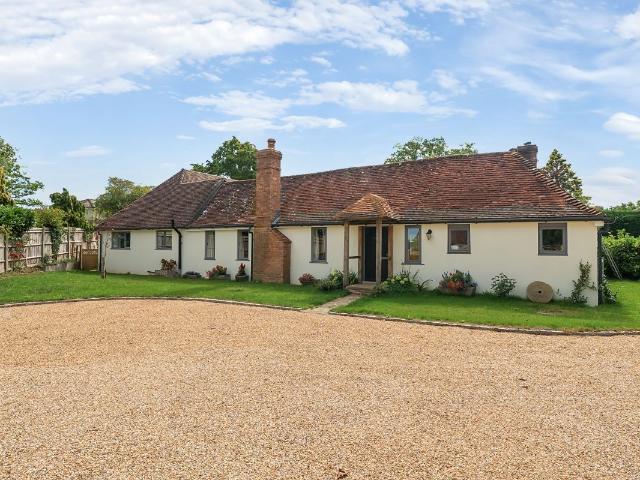Emms Lane, Brooks Green, Horsham RH13, 3 bed barn conversion to rent, £4,000 pcm | PrimeLocation