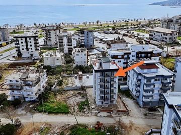EMNİYET YANINDA BİTİM AŞAMASINDA VE DENİZ GÖRÜR GENİŞ 1+1