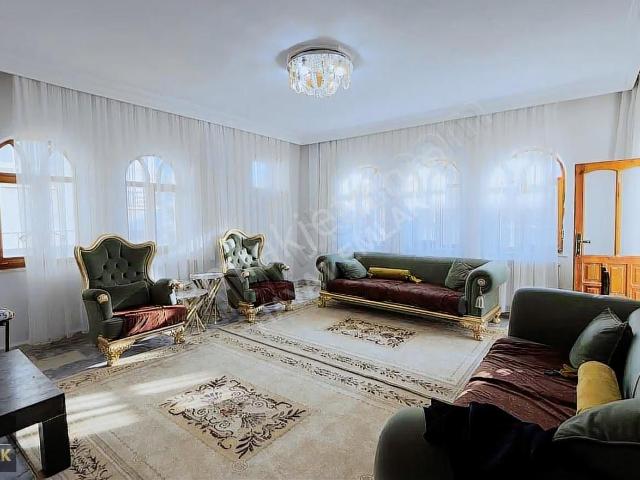 Emniyet Cad Temiz Bakımlı Eksiksiz Ferah Geniş Daire 3+1