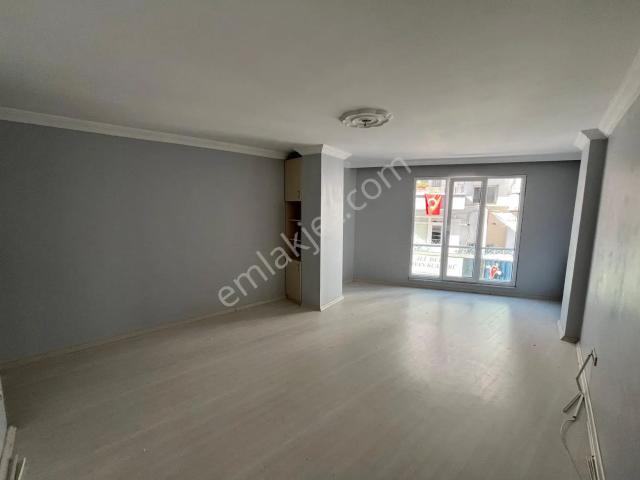 Emniyetevler'de Metroya 1dk,2+1,95m2,asansörlü Daire Artum'dan