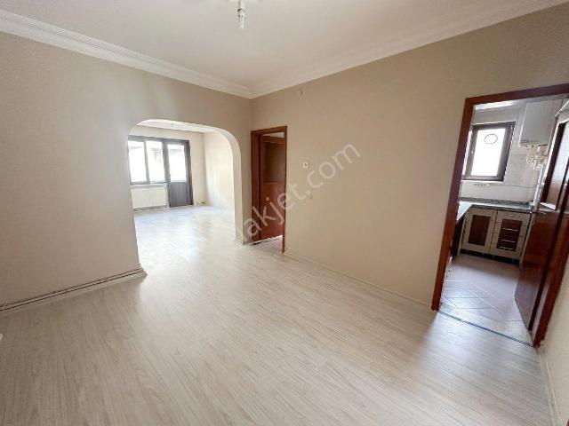 Emniyetevlerin'de Metroya 1 Dk,2+1 Kiralık Daire Artum'dan