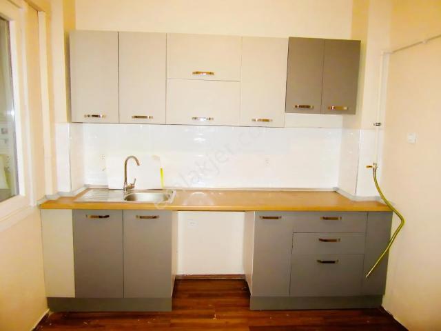 Emniyetevlerinde 3+1 105m2 Kiralık Geniş Ferah Daire