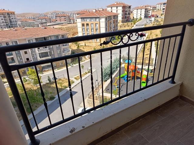 Ema' Dan Yemişlik De, Arakat, Manzaralı, 3+1 Kiralık Daire