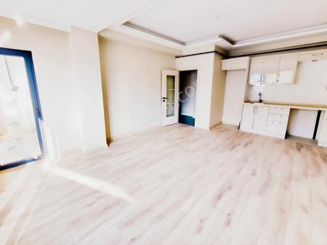 Emaar A Yakın Esatpaşa Merkezde Sıfır Binada Arakat 1+1 Daire