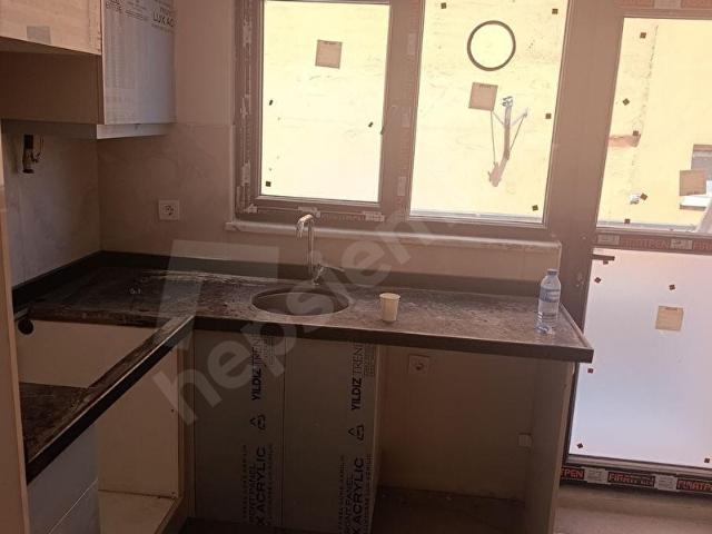 EMAAR AWM'NİN HEMEN ARKASINDA KİRALIK 2+1 SIFIR ÇATI DAİRESİ