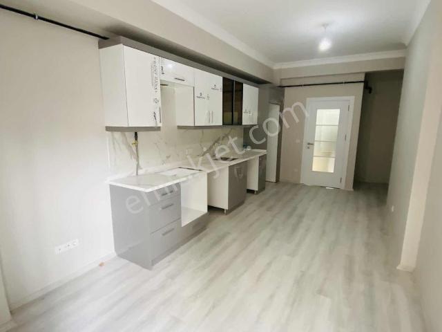 Emaar Avm Hemen Yanı Başında Sıfır 1+1 Kiralık Daire