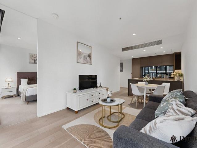 Embrace Melbourne Square Living in this Sunlit East Facing Apartment