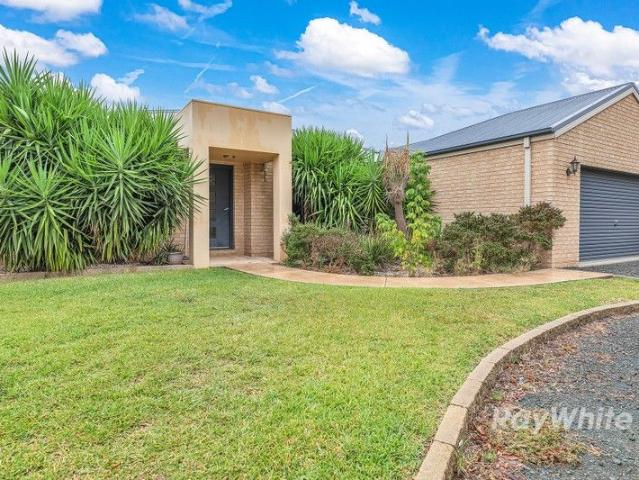 Embrace Family Living: Spacious 4 bedroom Home, Pool, and Dual Living Areas
