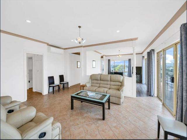Embrace the Coastal Lifestyle in Picturesque Encounter Bay