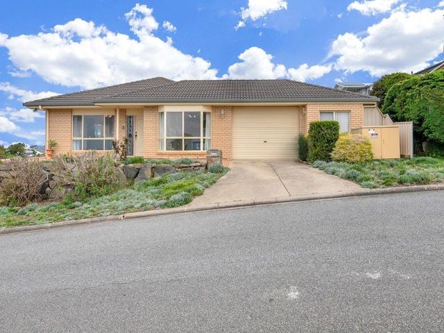 Embrace the Coastal Lifestyle in Picturesque Encounter Bay