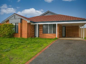 Embrace the Classic Elegance of a Family Home with a Modern Twist!