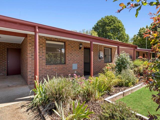 Embrace Tranquil Retirement Living at St Georges Retirement Unit, Trentham