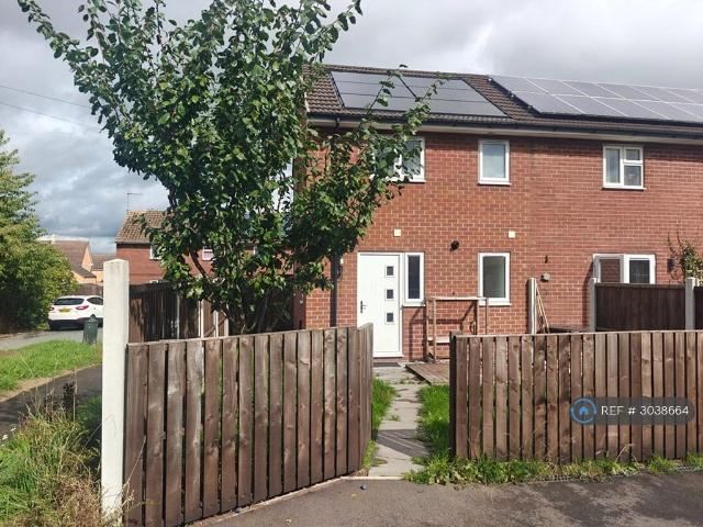 Embry Avenue, Stafford, ST16 2 bed terraced house to rent £995 pcm £230 pw