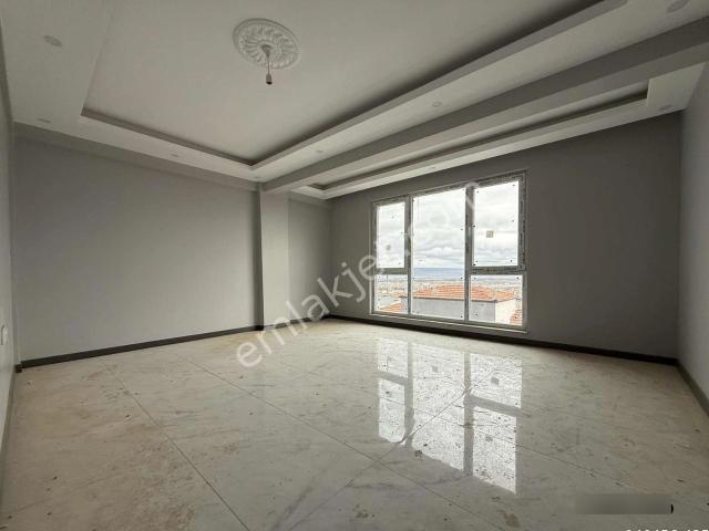 Emek Mah. Albayrak Bulv. Yakını 2+1 110m2 Şehir Manzaralı Daire