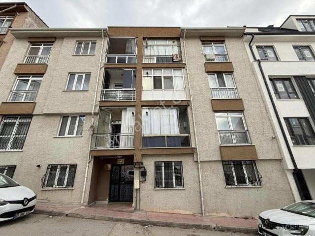 Emek Mah. Şemsettin Günaltay Caddesi Yakını 2+1 110m2 Daire