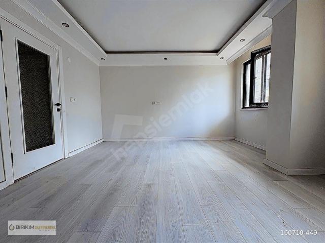 EMEK MAH F.S.M CAD VE GMARİN YANI LUX 4+1 175m TERS DUBLEX
