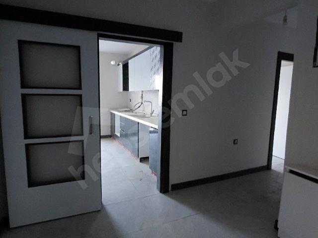 EMEK MAHALLESİNDE KİRALIK 3+1 DAİRE CEPHESİ AÇIK