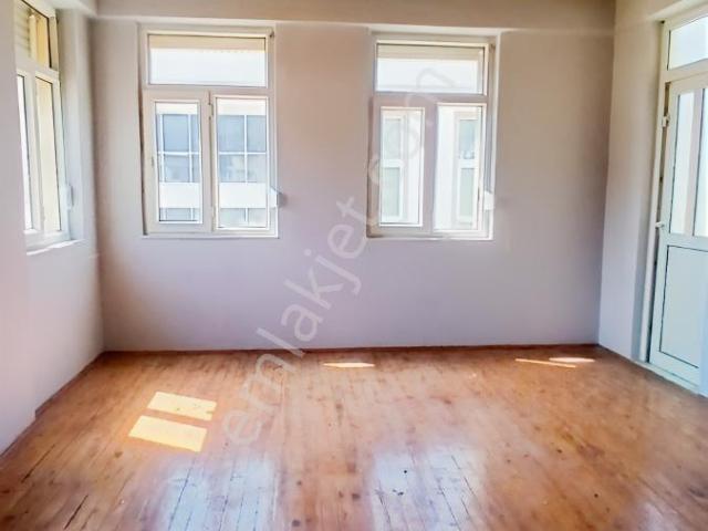 Emek Mahallesinde Kiralık Daire