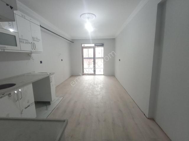 Emek Mh 1+1 Geniş Kat Seçenekli Dilek Cad. Dilek Tepe Parkı Yakını Daireler