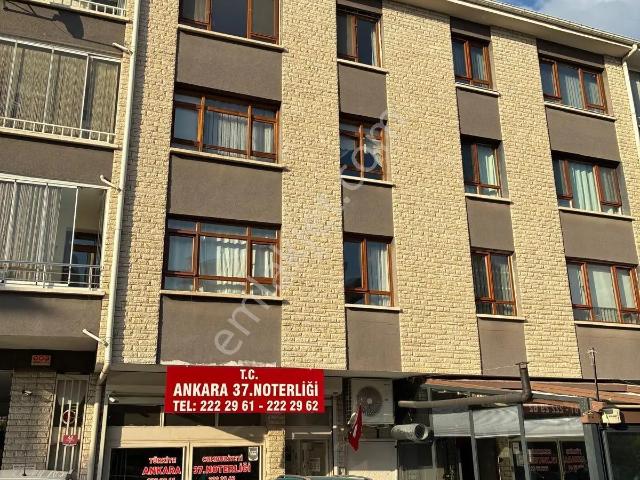 Emek Cemil Kırımlıoğlu'nda Mobilyalı 2+1 Ankaray'a Yakın Kiralık Daire