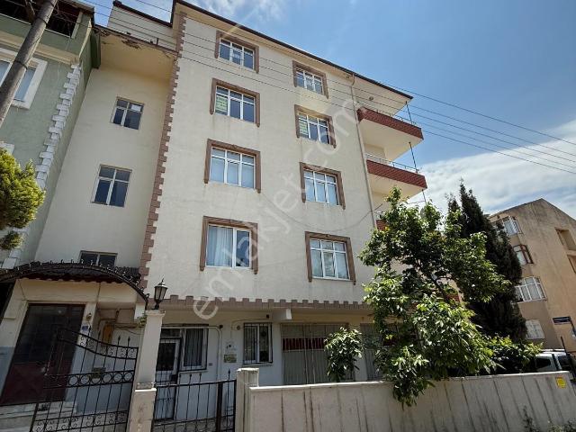 Emek Emlak'tan Mimar Sinan Mah.de Kiralık 3+1 Daire K 3067