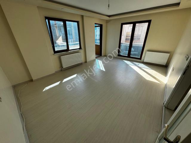 Emek Emlak'tan Hacı Osman Mah.de Kiralık 2+1 Arakat Yeni Daire