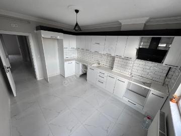 Emek Emlaktan Körfez Hacı Osman Mah.de Kiralık Yeni Daire K 3005