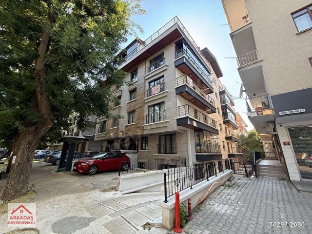 EMEKTE 3 YILLIK BİNADA ARA KATTA ÖN CEPHE LÜKS EŞYALI 2+1 BAĞIMSIZ MUTFAKLI