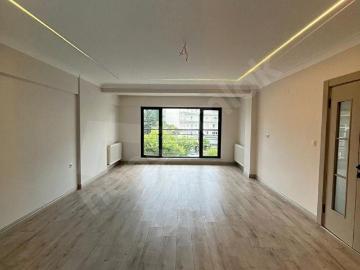 EMEKTE BAŞAKTAN 4+1 DUBLEKS SIFIR BİNADA ÖN CEPHE KOMBİLİ