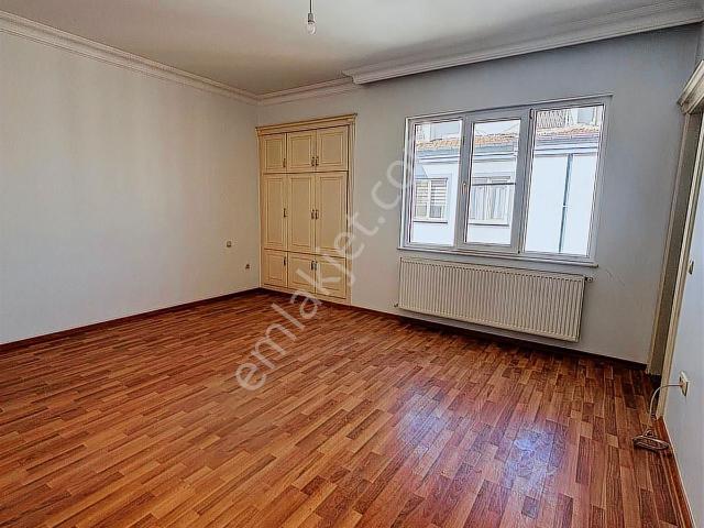 Emek'te Şehrin Kalbinde Villayı Aratmayan 5+2 Kiralık Dubleks