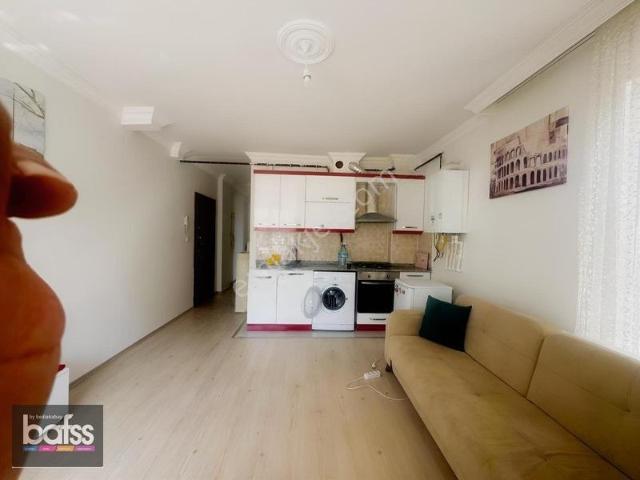 Emekte Kiralık 55m2 1+1 Daire