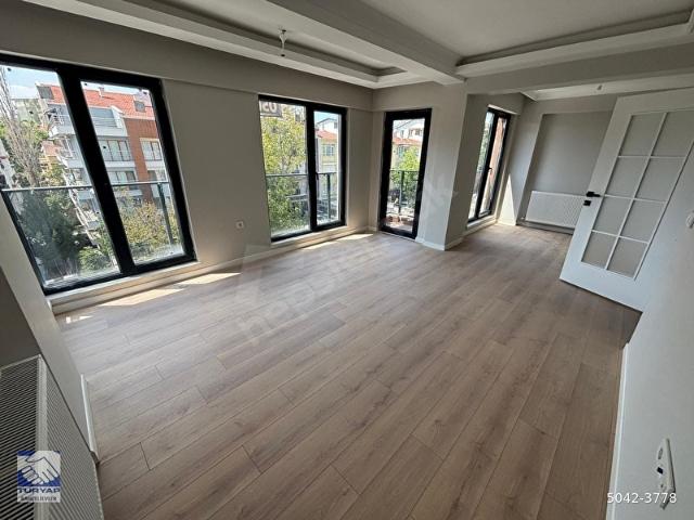 EMEKTE YENİ ÖN CEPHE ASNSR K.GRJ TERASLI MANZARALI FERAH İKİ BANYO 4+1 DUBLEX