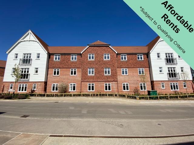 Emerald Avenue, Fleet, Hampshire GU51, 1 bed flat to rent, £960 pcm | PrimeLocation
