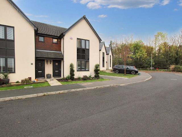 Emerald Place, Bishops Cleeve GL52, 3 bed semi detached house to rent, £1,800 pcm | PrimeLocation