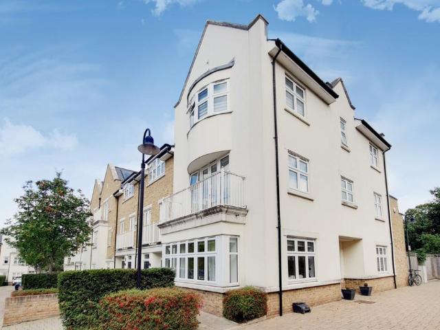 Emerald Square, London, SW15 5FP, United Kingdom | 4 bed townhouse for rent #135550131 | Rentberry